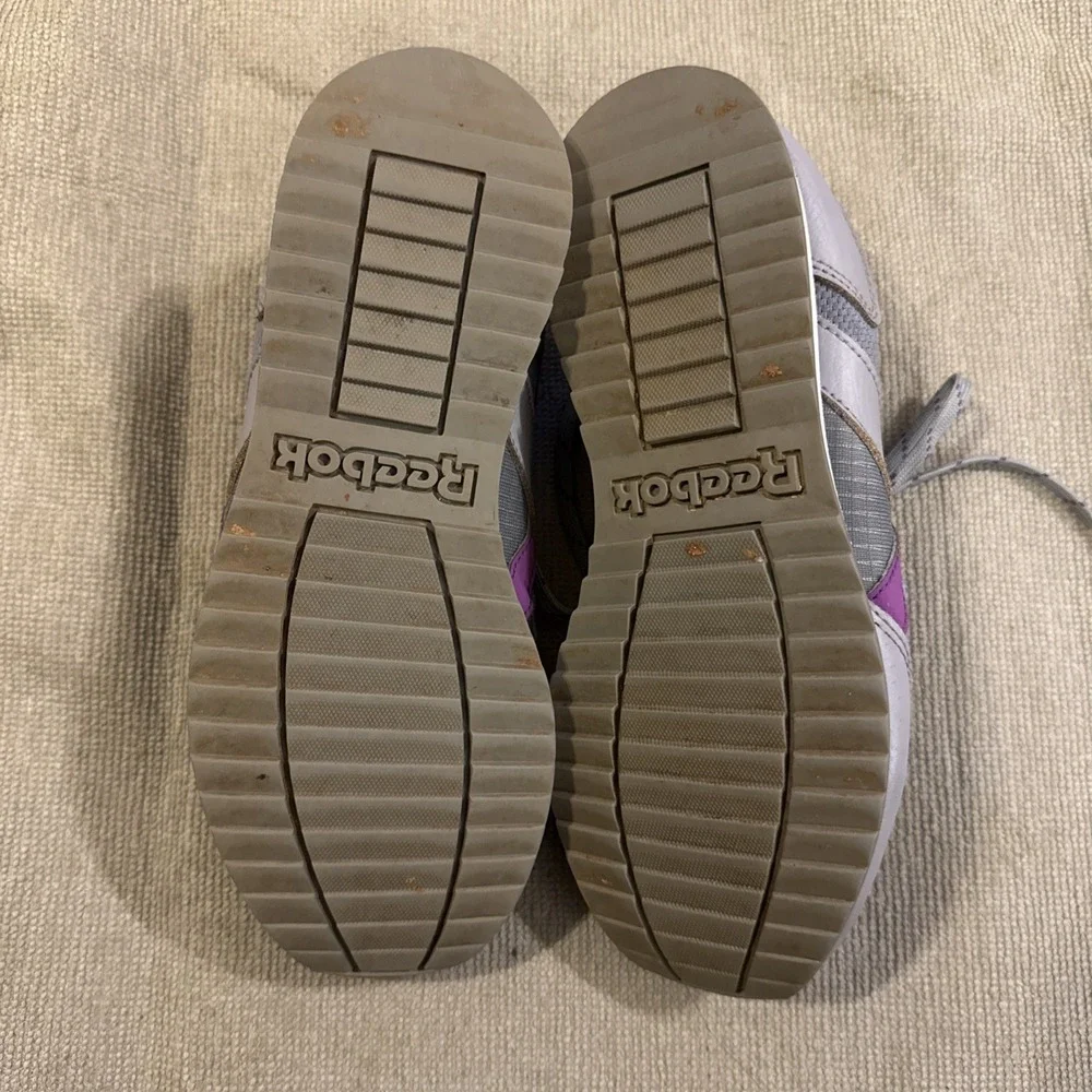 Reebok Classic‎ Nylon Woman's Gray Purple Retro Running Sneakers Size 7